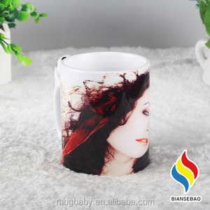 Taza mágica manija del nuevo diseño con fútbol taza de cerámica - Product Image 6