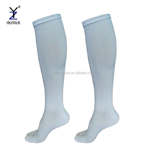 Blanc de femmes tube string fendu deux bout de compression chaussettes - Product Image 1