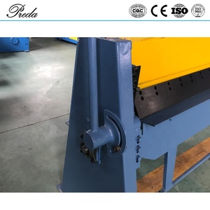 Machine à cintrer manuelle de tôle de la Chine dans la capacité de largeur de <span class=keywords><strong>2m</strong></span> avec la machine pliante de haute qualité pour le cintrage de feuille de 1.5mm - Product Image 4