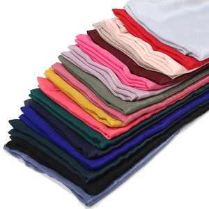 Gran oferta <span class=keywords><strong>de</strong></span> <span class=keywords><strong>seda</strong></span> <span class=keywords><strong>de</strong></span> alta calidad moda musulmana Color sólido tamaño grande señoras chal liso Georgette Hijabs bufanda - Product Image 2