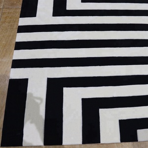 <span class=keywords><strong>Tapis</strong></span> coupés à la main à rayures sales, accessoire réfléchissant en laine, <span class=keywords><strong>blanc</strong></span> <span class=keywords><strong>et</strong></span> <span class=keywords><strong>noir</strong></span>, 100% - Product Image 3
