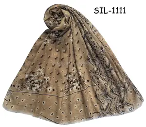 Fashion Singapore new coming girl fall viscose large print zigzag weave paisley floral shawl