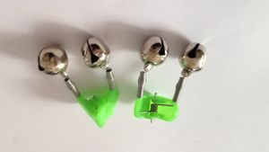 Doble campana con verde clips de plástico para la pesca - Product Image 1