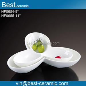 Nuevo estilo personalizado restautant uso diario hermosa flor borde diseño cerámica blanca 3 compartimiento de platos. - Product Image 1