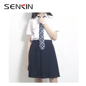定制制服夏季日本高中女生制服，校服设计与图片白色衬衫和裙子制服