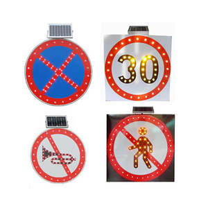 Señal de <span class=keywords><strong>seguridad</strong></span> de tráfico de carretera alimentada por energía solar, flecha led parpadeante, chevron, reflectantes, precio directo de fábrica - Product Image 4