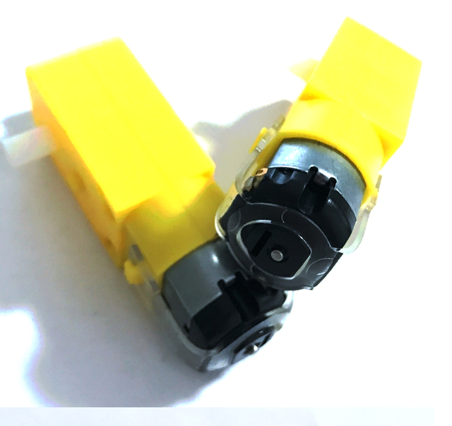 2pcs TT Motor/130 Motor/Smart Robot Car Chassis Kit for DC3V-6V Sunstar Ss020 Yellow Brass