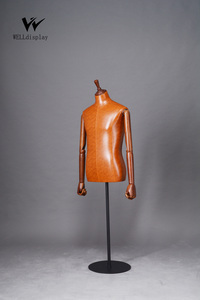 Nuevo Maniquí de Torso Masculino de Medio Cuerpo en Cuero PU - Product Image 3