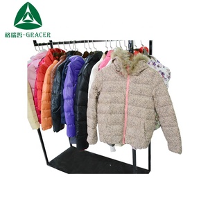 Second Hand Kleidung Ballen sortiert Bundle Männer Damen Jacke Großhandel gebrauchte Kleidung aus den USA