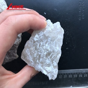 Pha lê Hợp Nhất Magnesite 99% 98% 97% 95% 94% giá cho tự nhiên cục u & bột