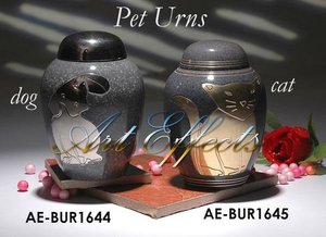 Urnas de cremación clásicas de latón para mascotas y humanos Símbolo de amor Lealtad y memoria Suministro funerario - Product Image 2