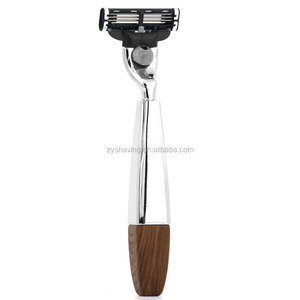 Juego <span class=keywords><strong>de</strong></span> regalo <span class=keywords><strong>de</strong></span> afeitado con el mejor cepillo <span class=keywords><strong>de</strong></span> pelo <span class=keywords><strong>de</strong></span> tejón y maquinilla <span class=keywords><strong>de</strong></span> <span class=keywords><strong>afeitar</strong></span> <span class=keywords><strong>de</strong></span> seguridad <span class=keywords><strong>Mach</strong></span> <span class=keywords><strong>3</strong></span> - Product Image 4