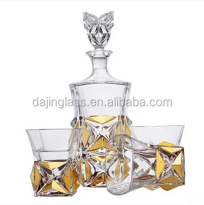 Groothandel High-End Moderne Bulk Crystal Whisky Fles Gegraveerde Glazen Wijn Decanter Set Waterfles Voor Vakantie Cadeau