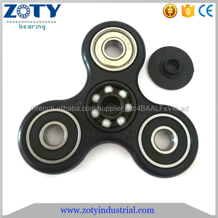 En stock Tri-Spinner Fidget Jouet En Plastique EDC S'agite Main Spinner