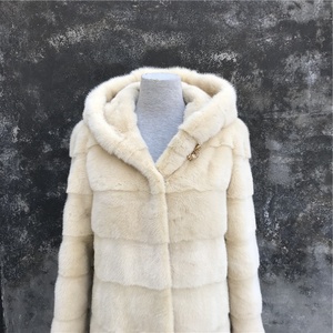 Abrigos de piel de visón beige claro de fábrica de diseñador de moda para mujer - Product Image 2