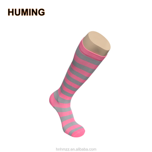Vente <span class=keywords><strong>chaude</strong></span> rayé vélo nylon hommes de compression chaussettes - Product Image 5