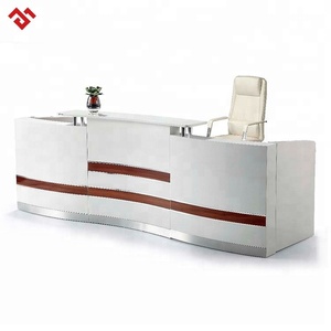 Mostrador de Oficina en Forma de L con Diseño de Pintura Blanca - Product Image 5