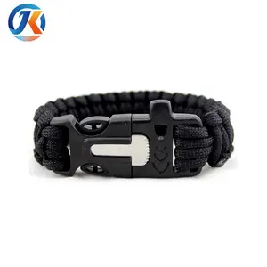 도매 야외 생존 paracord bracelet 와 휘슬 및 부싯돌