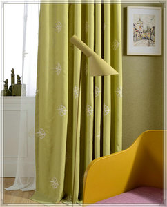 Rideau à lame vert à la broderie rideaux et voilages - Product Image 4