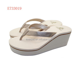 Dép xỏ ngón nền tảng EVA màu trắng - Product Image 1