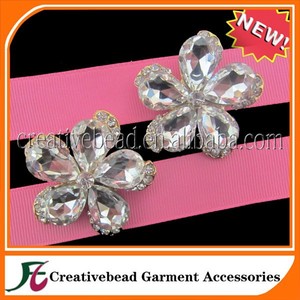 Belle élégante cristal Bling strass fleur broche gros <span class=keywords><strong>chez</strong></span> <span class=keywords><strong>les</strong></span> <span class=keywords><strong>filles</strong></span> chapeaux d'hiver - Product Image 4