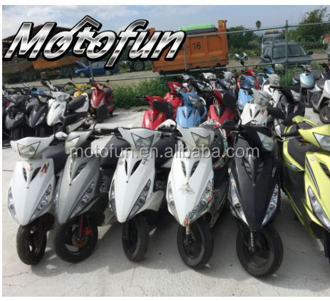 台湾製中古バイク スクーター YMT RSZ 100cc 4ストロークエンジン