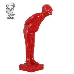 รูปปั้นเรซิ่นสีแดงขนาดเท่าคนจริง รูปคนนามธรรมสีแดง สำหรับขาย - Product Image 1