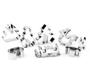 Ensemble de 8 <span class=keywords><strong>emporte</strong></span>-pièces/moules à biscuits en acier inoxydable 18/0 <span class=keywords><strong>3D</strong></span> pour Noël - Product Image 3
