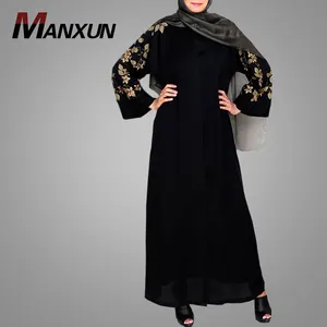 सोने की कढ़ाई सुंदर काले Abaya पोशाक लंबी आस्तीन अरबी पोशाक दुबई शैली सुरुचिपूर्ण सामने खुले Abaya