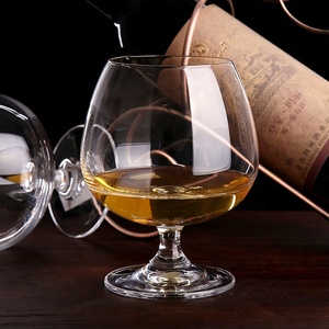 <span class=keywords><strong>Verre</strong></span> <span class=keywords><strong>à</strong></span> vin en <span class=keywords><strong>cristal</strong></span> vintage Raymond 626 ml/22 oz <span class=keywords><strong>à</strong></span> tige courte épaisse, <span class=keywords><strong>verre</strong></span> <span class=keywords><strong>à</strong></span> vin en <span class=keywords><strong>cristal</strong></span> sans plomb pour mariage et fête - Product Image 1