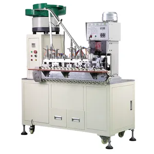 Power plug terminal crimping machine with stripping function