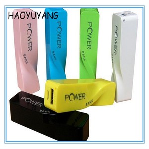 Bolsa de viaje de emergencia 2600 mah paquete de energía conectores para <span class=keywords><strong>iphone</strong></span> 6/6 <span class=keywords><strong>s</strong></span> torcedura perfume cargador de batería - Product Image 2