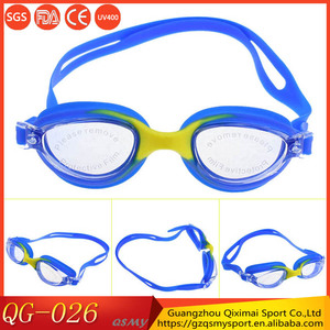 Muestra libre al por mayor personalidad distintiva de silicona gafas de natación con adultos y adolescentes - Product Image 1