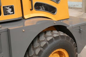 Pasokan pabrik Cina Universal <span class=keywords><strong>Zl16f</strong></span> 1,6 ton Wheel <span class=keywords><strong>Loader</strong></span> digunakan roda kompak pemuat roda <span class=keywords><strong>Mini</strong></span> 4x4 untuk dijual - Product Image 6