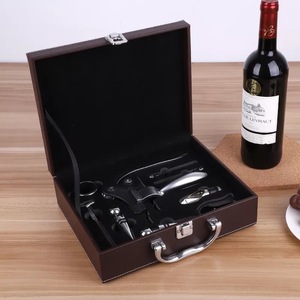 Ensemble de <span class=keywords><strong>tire</strong></span>-<span class=keywords><strong>bouchon</strong></span> <span class=keywords><strong>à</strong></span> vin rouge de luxe 9 pièces, <span class=keywords><strong>tire</strong></span>-<span class=keywords><strong>bouchon</strong></span> <span class=keywords><strong>à</strong></span> <span class=keywords><strong>levier</strong></span> <span class=keywords><strong>vertical</strong></span> avec boîte en bois pour hôtels et restaurants - Product Image 3