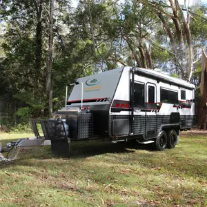 出售带淋浴厕所的豪华三明治面板 Camper Caravan