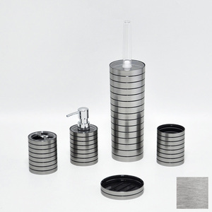 Ensemble d'accessoires de salle de bain en plastique écologique, 5 pièces, design rayé, plaqué or rose tendance - Product Image 6