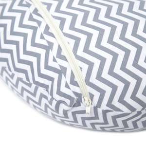 Funda de Almohada para Lactancia y Alimentación para Mamás y Bebés, con Estampado Ondulado en Gris Claro - Product Image 6