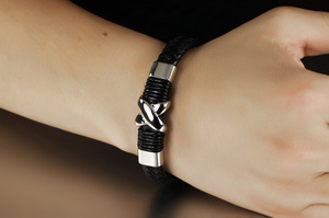 Véritable bracelet en cuir hommes en acier inoxydable en cuir tresse Bracelet avec boucle magnétique claps pulseiras masculina - Product Image 5