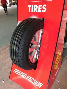 Cửa hàng POS kim loại màu đỏ duy nhất lốp xe cửa hàng hiển thị giá ô tô lốp hiển thị đứng cho bán lẻ - Product Image 3