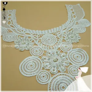 Nuevo estilo, bordado a máquina, escote soluble en agua, cuello de encaje de poliéster con perlas y diamantes de imitación para prendas de vestir - Product Image 1