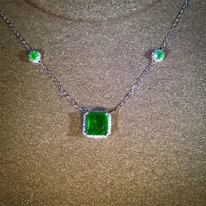Perhiasan Batu Permata Kualitas Bagus Grosir Emas 18K Berlian Afrika Selatan 2,5ct Kalung Zamrud Hijau Alami untuk Wanita
