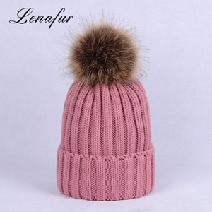 Ladies winter women Vogue crochet with POM ball hand woven Beanie realistic faux fur <span class=keywords><strong>animal</strong></span> hats - Product Image 4