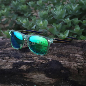 Kadınlar toptan Vintage Lens renk 2025 şeffaf çerçeve ahşap bambu Sunglass