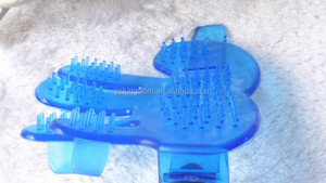 Pettine da bagno massaggiante morbido trasparente per cani e gatti con cintura regolabile - Product Image 3