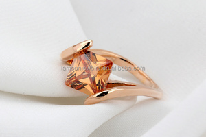 Rose <strong>Gold</strong> Plated Square Citrine <strong>Ring</strong> Twisted Split Shank Large Orange Crystal Statement <strong>Cocktail</strong> <strong>Ring</strong> Women Fashion Jewelry Gift - Product Image 5