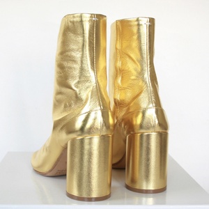 Женские ботинки на высоком каблуке - Product Image 5