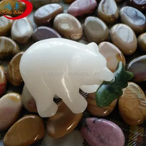 Urso de jade esculpido em pedra esculpida em pedras preciosas urso de bolso esculpido