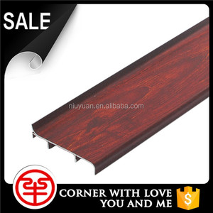 Ceramica para peldaños de aluminio laminado de madera bronce - Product Image 1