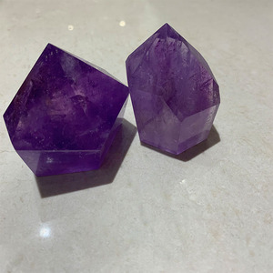 Punta di Cristallo di Ametista Naturale, Cristallo per il <span class=keywords><strong>Chakra</strong></span> della Gola, Punta con Base Tagliata - Product Image 3